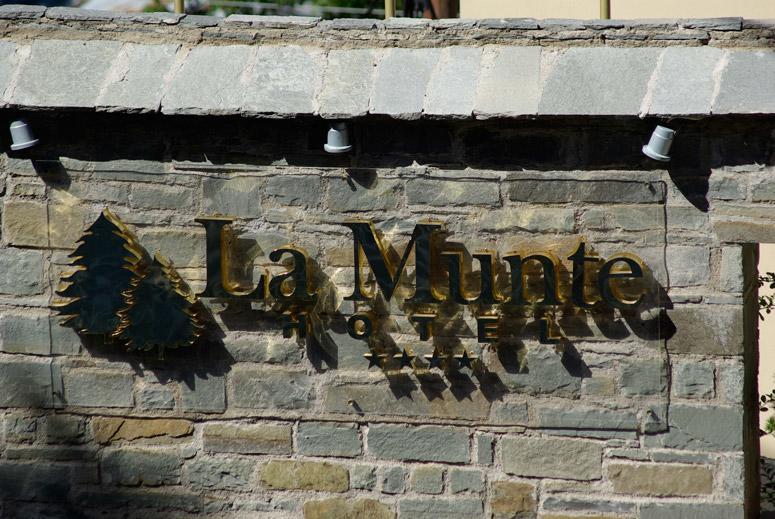 La Munte Hotel Metsovo Eksteriør billede